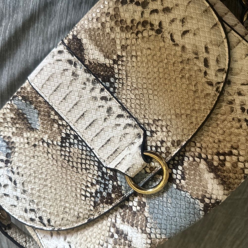 Justfab Python Print Shoulder Bag Size Small-EUC - Picture 6 of 8